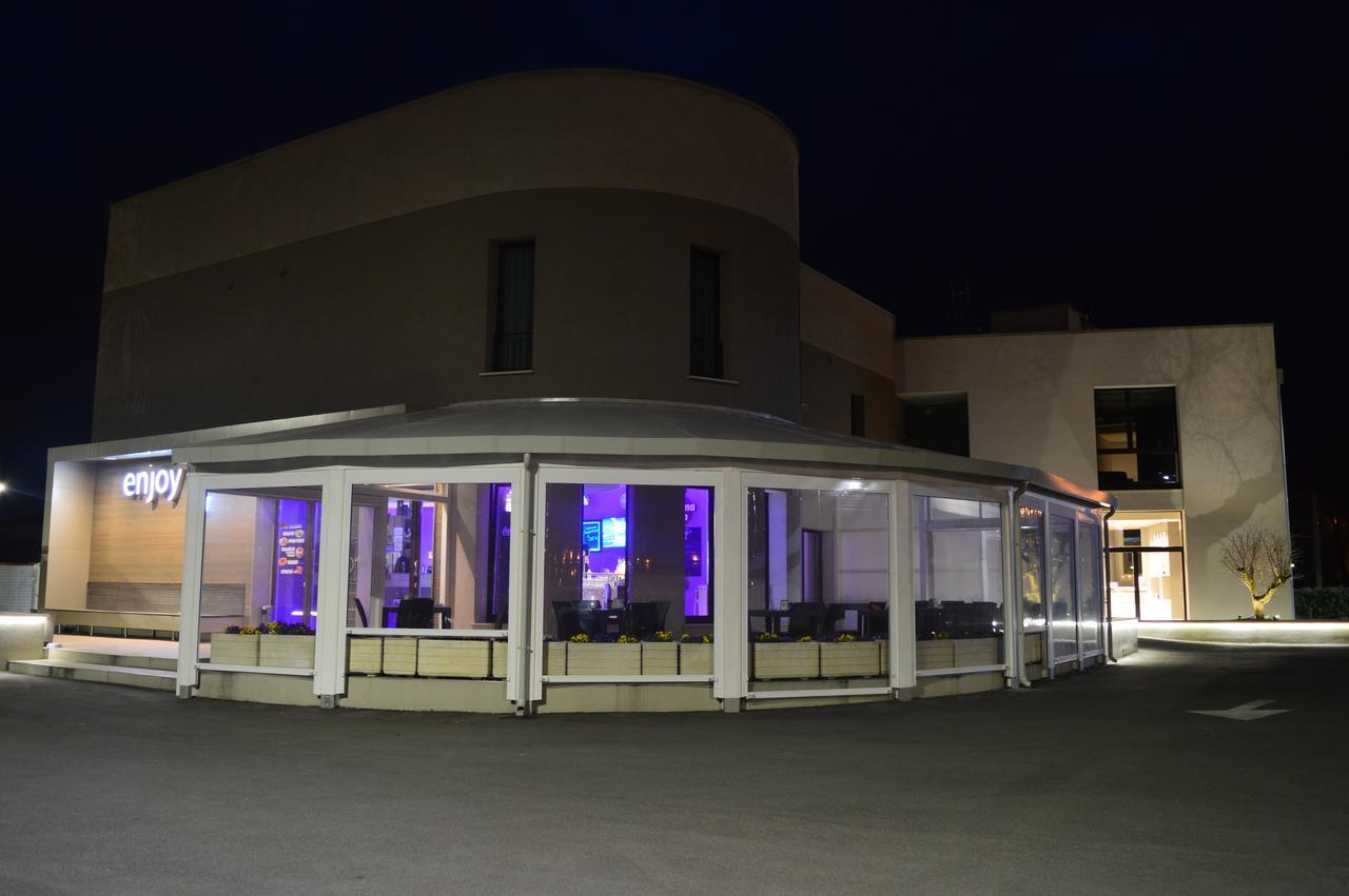 Hotel Enjoy Polesella Exteriér fotografie
